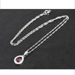 Elegants kulons ar Swarovski kristāliem, rodija pārklājums,